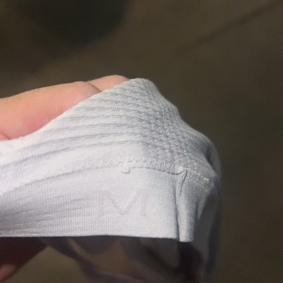 Lululemon Metal Vent Performance Shirt - Picture 5 of 6